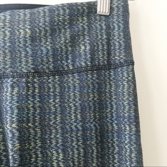 Lululemon Zig Zag Athletic Leggings Size 4 - Picture 3 of 8